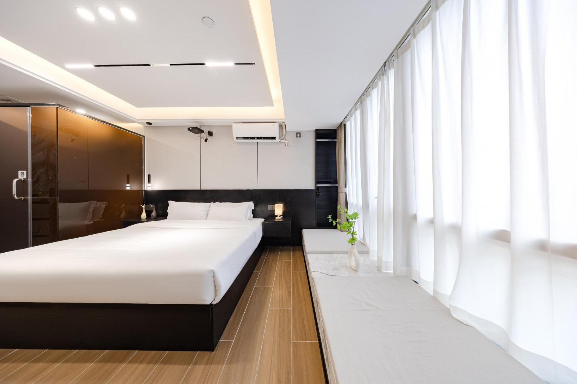 Yu Manju High-Floor Huge-Screen Audiovisual Hotel-Guangzhou Tower Zhujiang New Town Sports West Road Branch Bagian luar foto