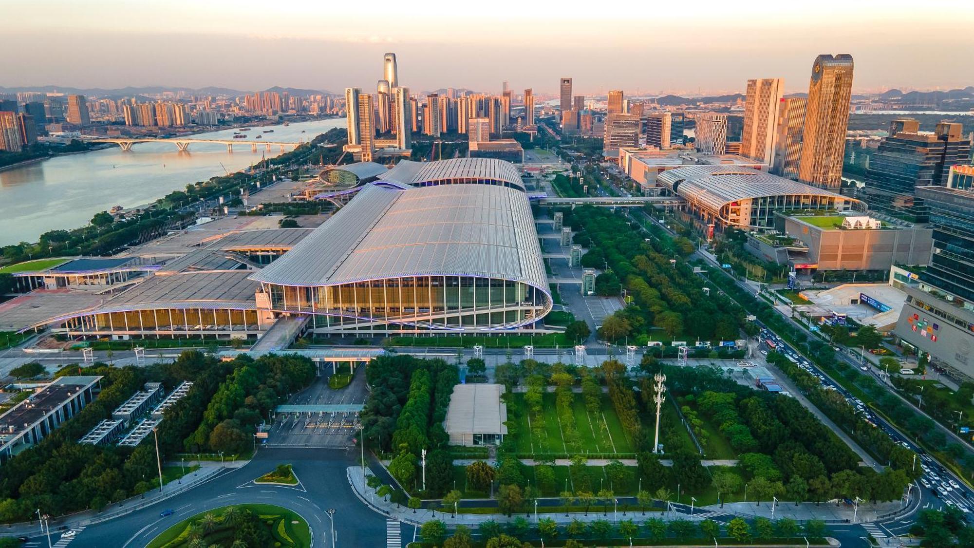 Yu Manju High-Floor Huge-Screen Audiovisual Hotel-Guangzhou Tower Zhujiang New Town Sports West Road Branch Bagian luar foto