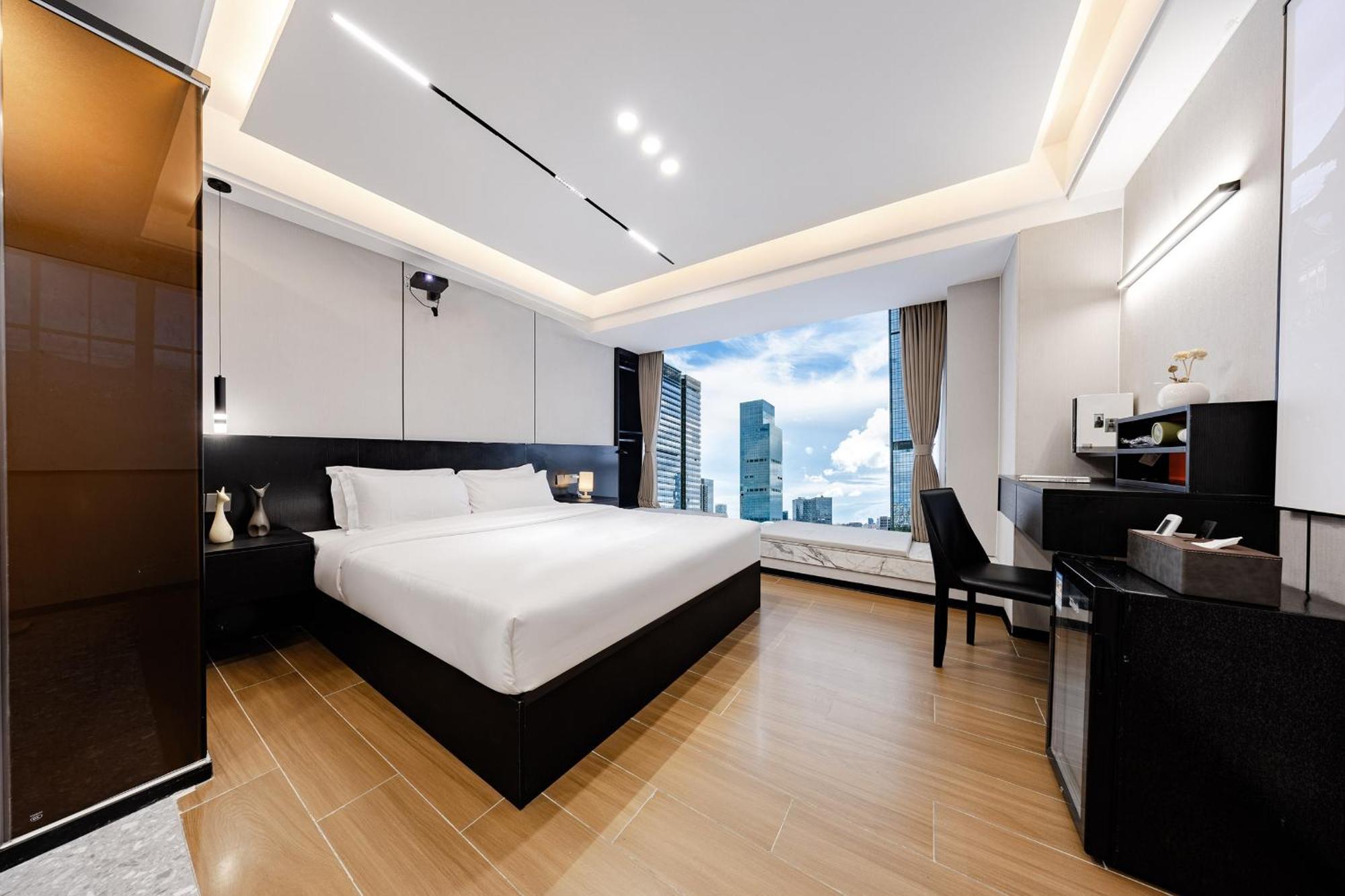 Yu Manju High-Floor Huge-Screen Audiovisual Hotel-Guangzhou Tower Zhujiang New Town Sports West Road Branch Bagian luar foto
